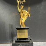 نشان کارآفرین افتخار کشور به هلدینگ آرین سازه و کارخانه های زیرمجموعه